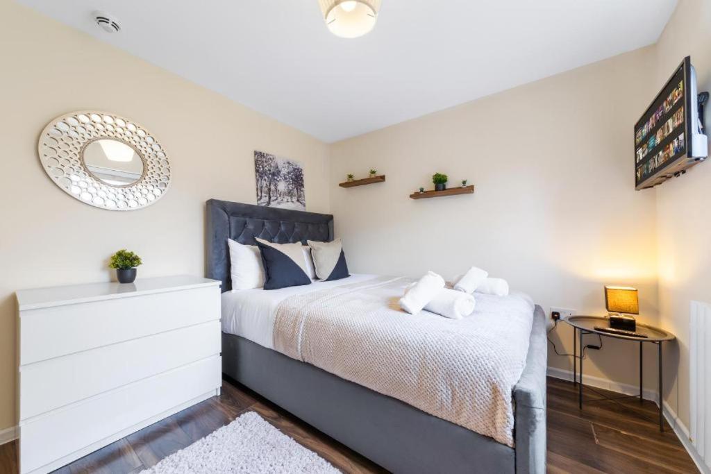 Twickenham Homes Isleworth Exteriör bild